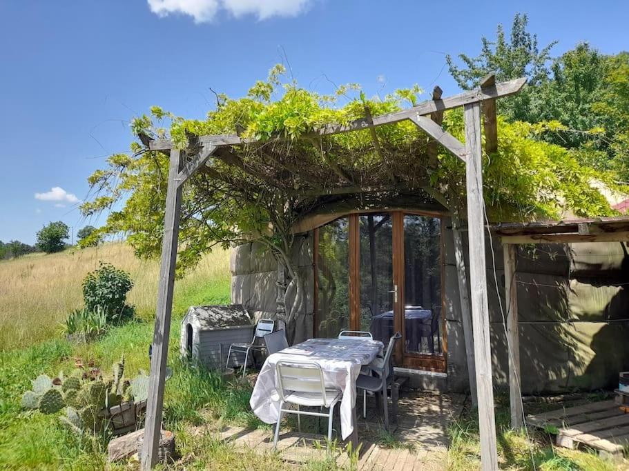 Charmante Yourte Contemporaine Carmaux Exteriör bild