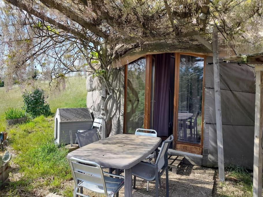 Charmante Yourte Contemporaine Carmaux Exteriör bild